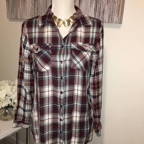 Cato plaid size medium for women - Picture 4 of 4